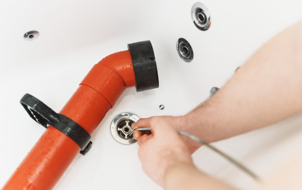 How to spring the sewer pipe